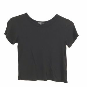 Black ribbed tee